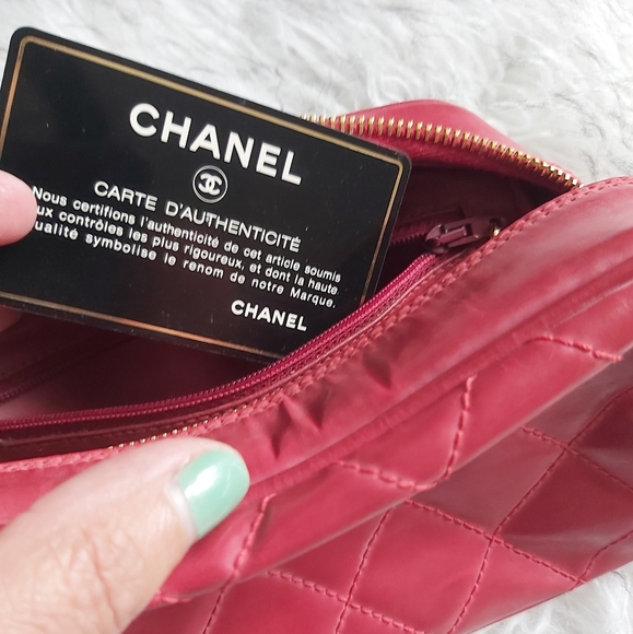 Beautiful Vintage Red CHANEL TOILETRY MAKEUP POUCH CASE Authentic - Picture 10 of 12